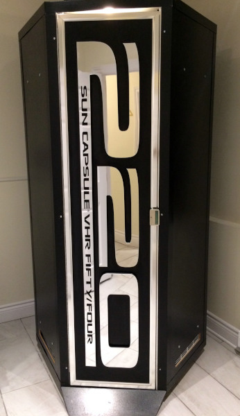 Sun Capsule VHR 220 Stand Up Booth